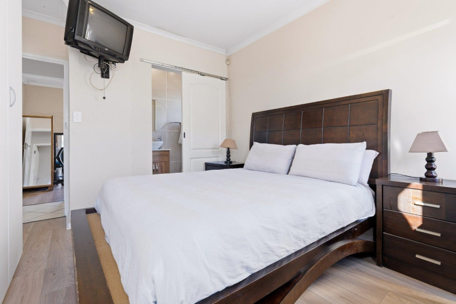 To Let 3 Bedroom Property for Rent in Parklands Western Cape